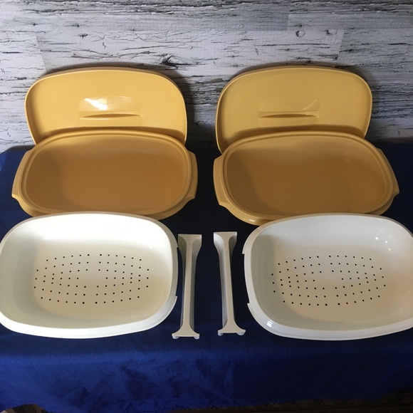 Vintage Tupperware Microwave Steamer/Serving Dish - Picture 3 of 7